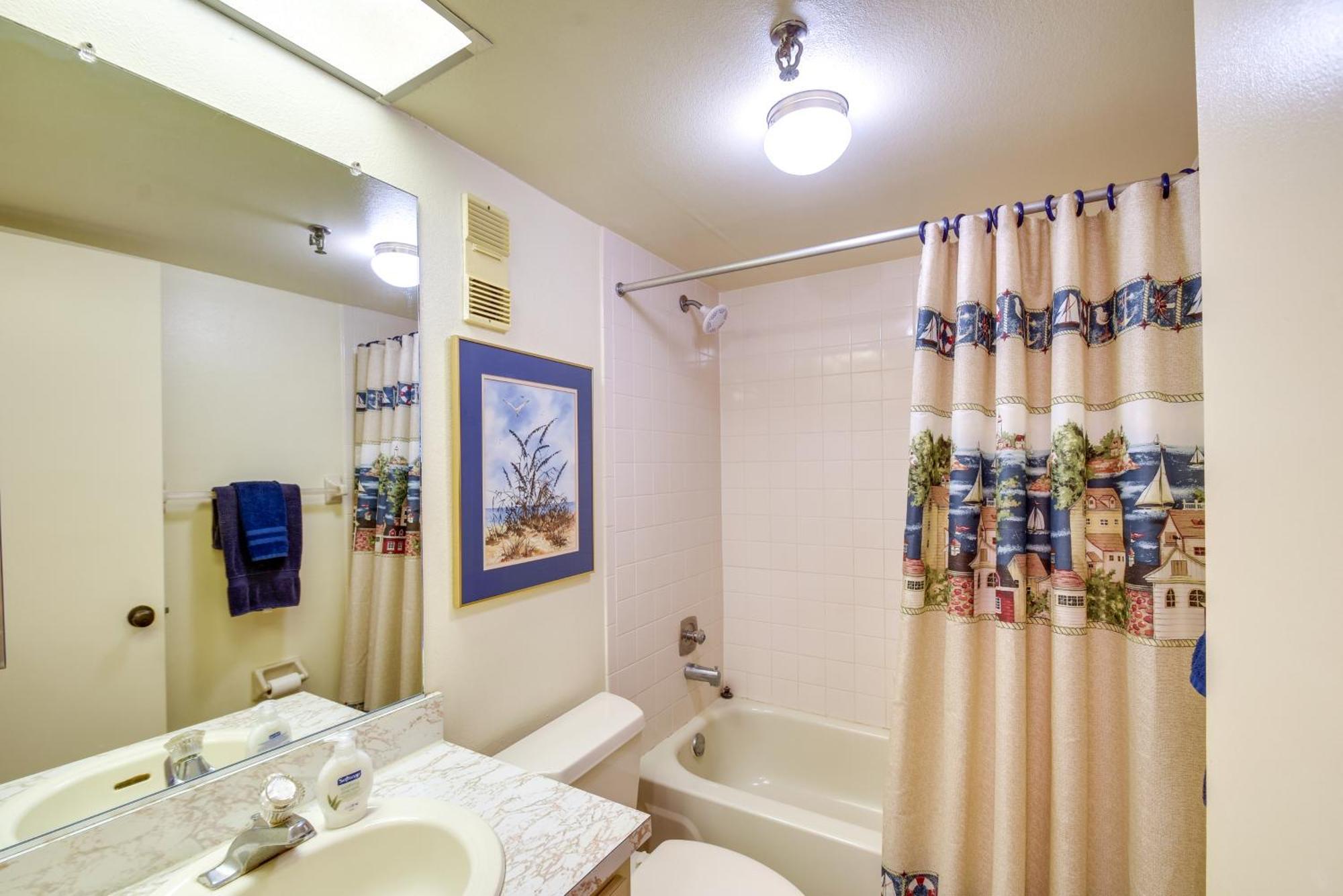 Coastal Condo With Balcony Walk To Madeira Beach! St. Pete Beach Exterior photo